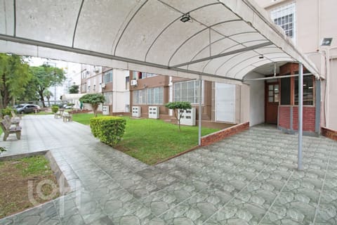 Image 17 - 252720